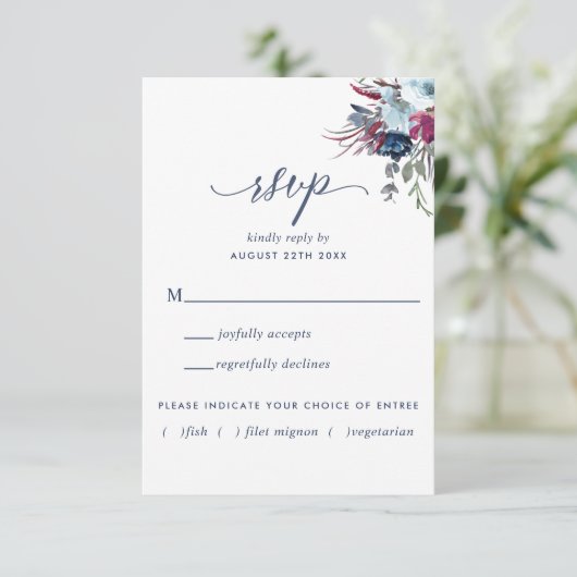 Blauw en Berry Bloemen w / zonder Maaltijden Optie RSVP Kaartje (Staand voorkant)