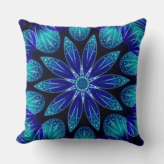 Blauw en Blauwgroen Petals Mandala Kussen (Voorkant)