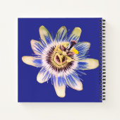 Blauw en crème bloem notitieboek (Achterkant)
