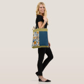blauw en geel bloemige halve mix tote bag (Op model)
