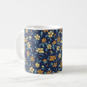Blauw en geel bloemmotief mok (Voorkant links)