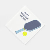 Blauw en geel pickleballpaddle gepersonaliseerd servet (Hoek)