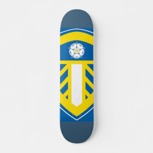 Blauw en gelen persoonlijk skateboard