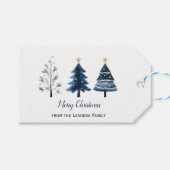 Blauw en goud gepersonaliseerde vrolijke kerstbome cadeaulabel (Voorkant (Horizontaal))