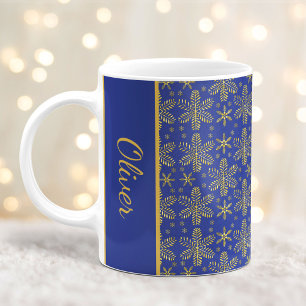 Blauw en Gouden Sneeuwvlokken Kerstmuts met Naam Koffiemok