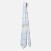 Blauw en gouden textiel op witte kleuren stropdas (Voorkant)