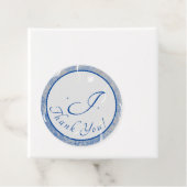 Blauw en Grijs Gemarmerd Monogrammed Bedankjes Labels (In situ)