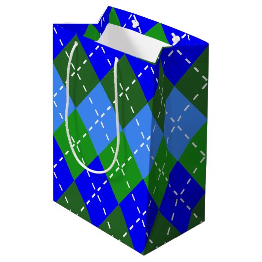Blauw en Groen Argyle Wit Stitching Gepersonalisee Medium Cadeauzakje (Achterkant Gekanteld)