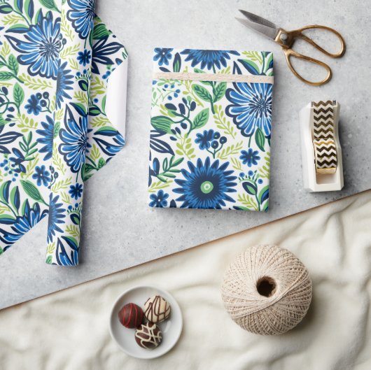 Blauw en groen bloemmotief cadeaupapier (Crafts)