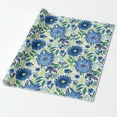 Blauw en groen bloemmotief cadeaupapier (Uitgerold)