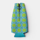 Blauw en Groen Monogram Mandala Patroon Flesjeskoeler (Achterkant)