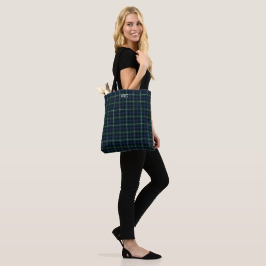 Blauw en Groen Plaid Campbell Tartan Monogram Tote Bag (Op model)