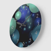 Blauw en groene bubbels over zwart grote klok (Hoek)
