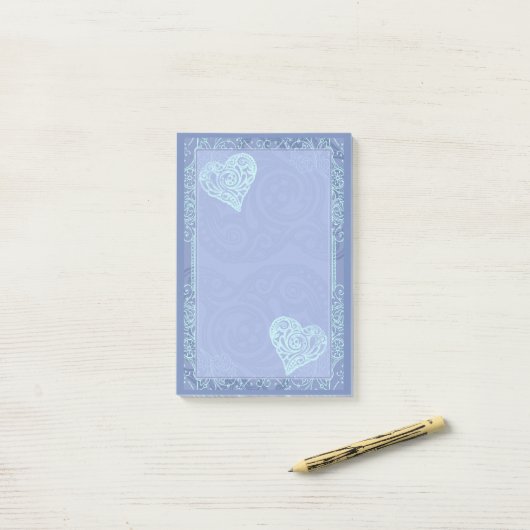  blauw en hart post-it® notes (Op bureau)