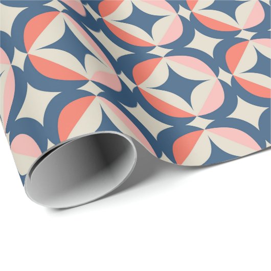 Blauw en koraal Geometrisch patroon Cadeaupapier (Rol Hoek)