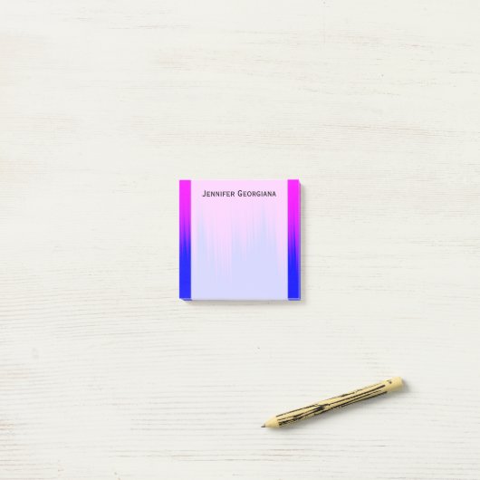 Blauw en magenta Streaks Patroon + Aangepaste naam Post-it® Notes (Op bureau)
