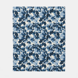 Blauw en marine schilderachtig bloemmotief fleece deken