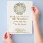 Blauw en namaak goudblad flyer voor gezondheid en  (Hand)