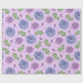 Blauw en paarse bloemen op lavender cadeaupapier (Vlak)