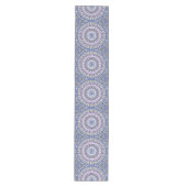 Blauw en Paarse Mandala geometrisch cirkelpatroon Medium Tafelloper (Voorkant)