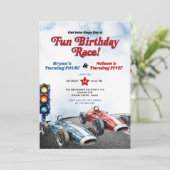 Blauw en rood Retro Racing Cars Verjaardag broers  Kaart (Staand voorkant)