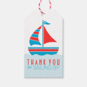 Blauw en Rood Zeilboot Nautisch Verjaardagsfeest Cadeaulabel (Voorkant)