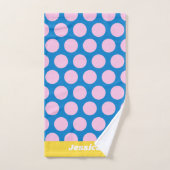 Blauw en roze Big Polka Dot Pattern gepersonalisee Bad Handdoek (Handdoek)