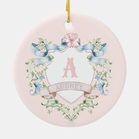 Blauw en roze Grandmillennial Ribbon Crest Keramisch Ornament (Achterkant)