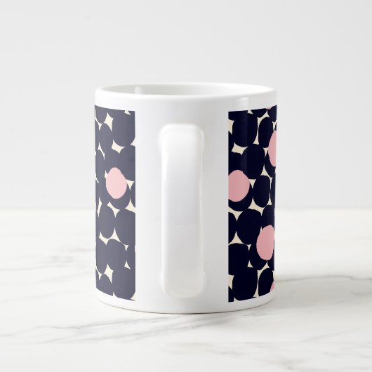 Blauw en roze groot stippatroon grote koffiekop (Achterkant)