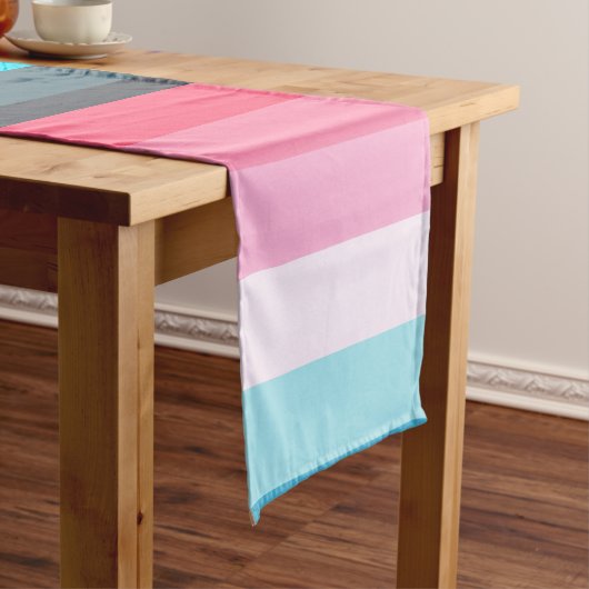 Blauw en Roze Kleurtinten Strepen Lange Tafelloper (Voorbeeld)