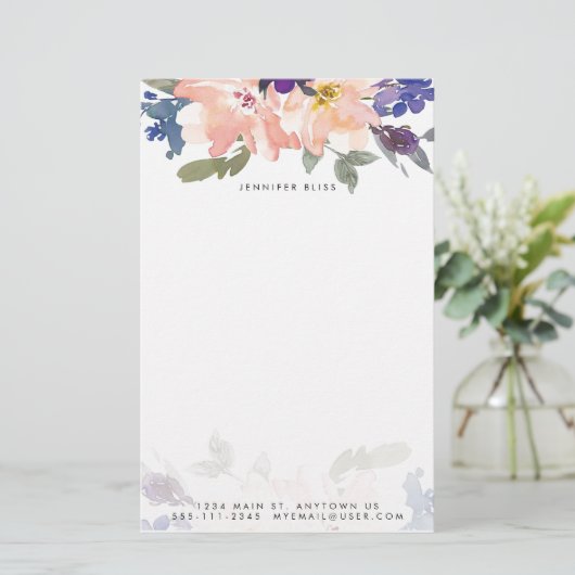 Blauw en roze waterverf floraal gepersonaliseerd briefpapier (Staand voorkant)