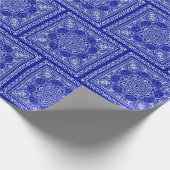 Blauw en wit Bandanna Design Cadeaupapier (Hoek)
