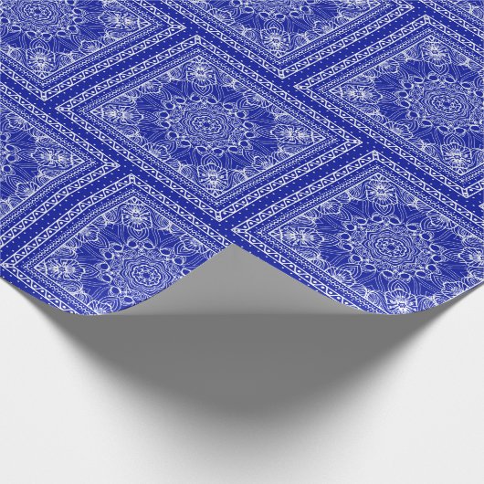 Blauw en wit Bandanna Design Cadeaupapier (Hoek)