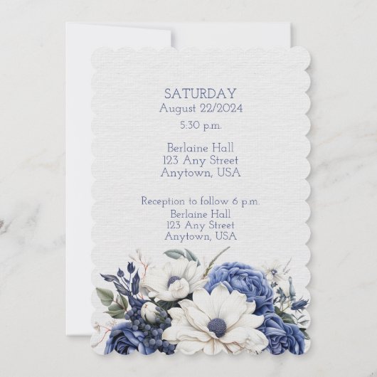 Blauw en Wit Bloemen Bruiloft Boeket Kaart (Achterkant)