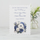 Blauw en Wit Bloemen Bruiloft Boeket Save The Date (Staand voorkant)