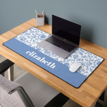 Blauw en Wit Bloemmotief Met Aangepaste Naam Botan