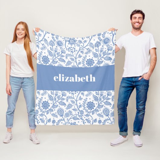 Blauw en Wit Bloemmotief Met Aangepaste Naam Botan Fleece Deken (In situ)