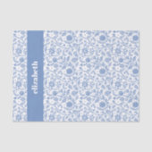 Blauw en Wit Bloemmotief met Aangepaste Naam Moder Tissuepapier (Voorkant)