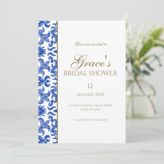 Blauw en Wit Bruidsdouche Uitnodiging (Staand voorkant)