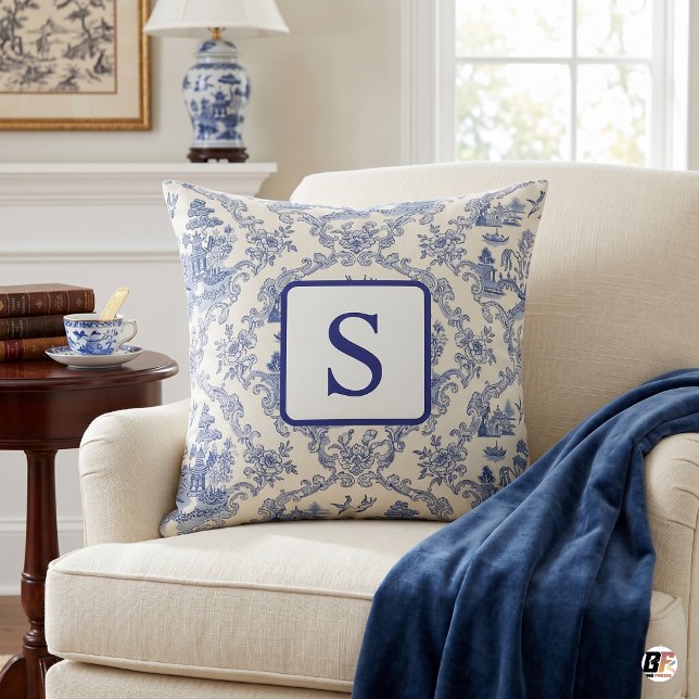 Blauw en wit Chinees toile met eigen monogram Kussen (#homedecor)