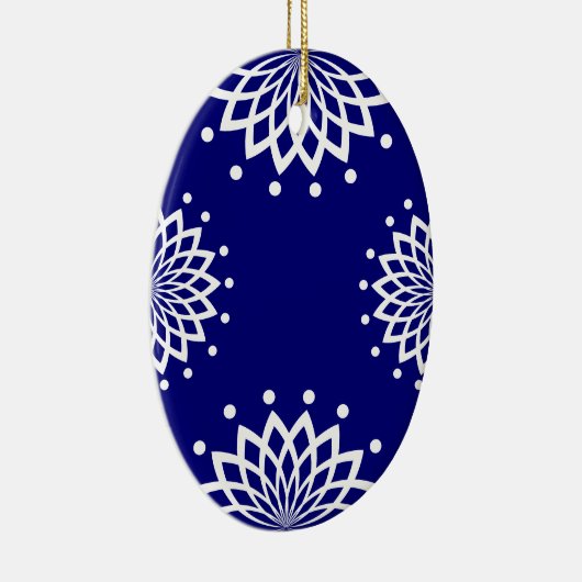 Blauw en wit, eenvoudig elegant  Pasen Keramisch Ornament (Rechts)