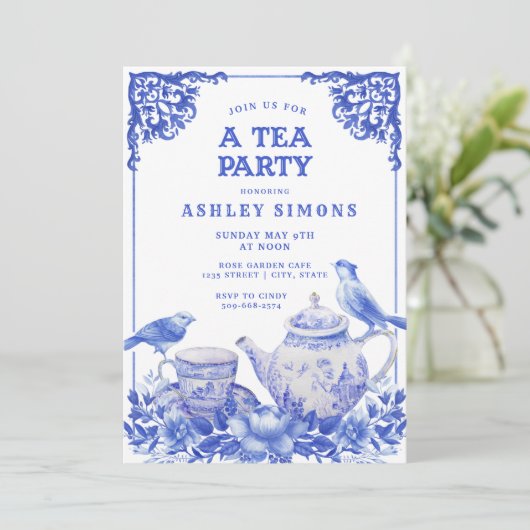 Blauw en wit Floral Tea Party uitnodiging (Staand voorkant)