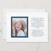 Blauw en Wit Gefeliciteerd Afstudeerder Twee Foto Aankondiging (Achterkant)