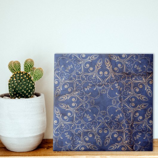 Blauw en wit gewitspoeld met één blik tegeltje