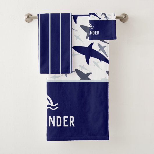 Blauw en wit haaienpatroon met naam jongen bad handdoek (Insitu)