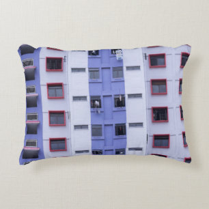 Blauw en wit hoogstijgend gebouw accent kussen