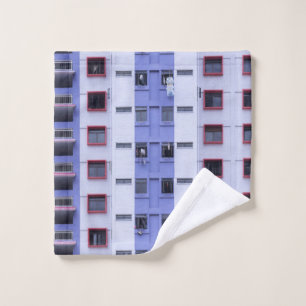 Blauw en wit hoogstijgend gebouw washandje