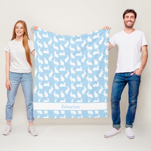Blauw En Wit Konijn Patroon Mooie Konijnen En Naam Fleece Deken (In situ)
