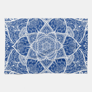 Blauw en wit Mandala - Loergann in de Stille Oceaa Theedoek