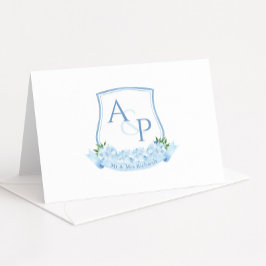 Blauw en wit Monogram Botanische Crest Bruiloft Bedankkaart